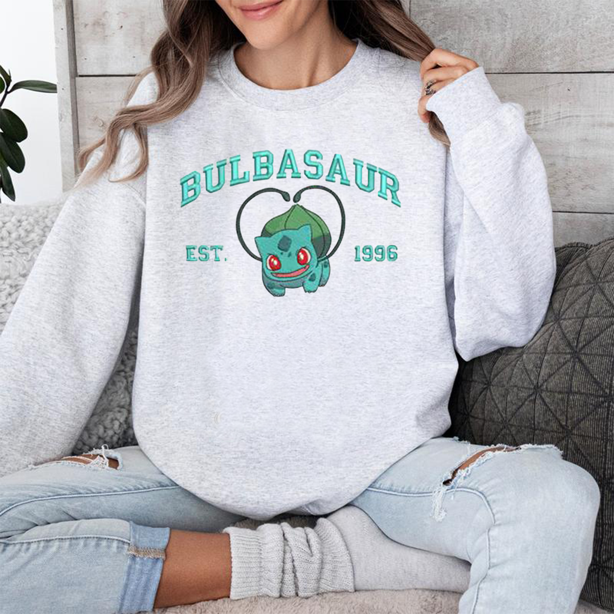 Bulbasaur, bezauberndes Pokémon-T-Shirt mit Anime-Motiv, bestickt, Rundhalsausschnitt, Kapuzenpullover, trendig, vielseitig und ein aufmerksames Geschenk für Freunde, ICE-713