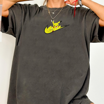 Magikarp, bezauberndes Pokémon-T-Shirt mit Anime-Motiv, bestickt, Rundhalsausschnitt, Kapuzenpullover, trendig, vielseitig und ein aufmerksames Geschenk für Freunde, ICE-898